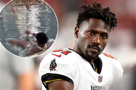 antonio brown pool photo|Antonio Brown goes on Twitter rant after exposing。